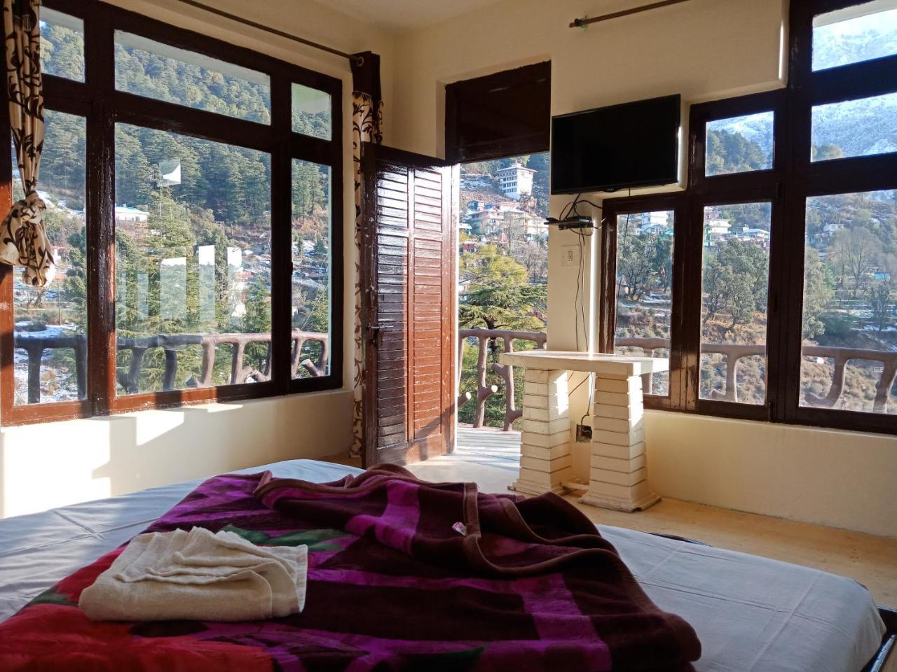 Hotel Pine Spring Dharamshala Luaran gambar